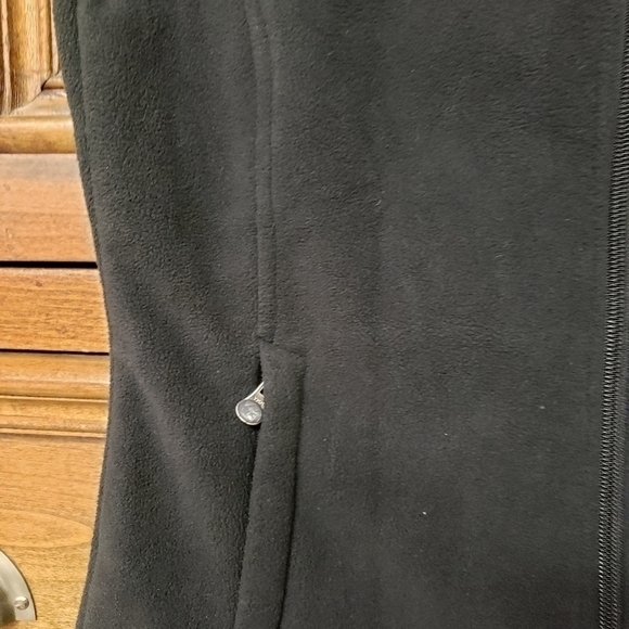 REI WOMEN’S FULL ZIP VEST SIZE XS BLACK‎ - Picture 2 of 9